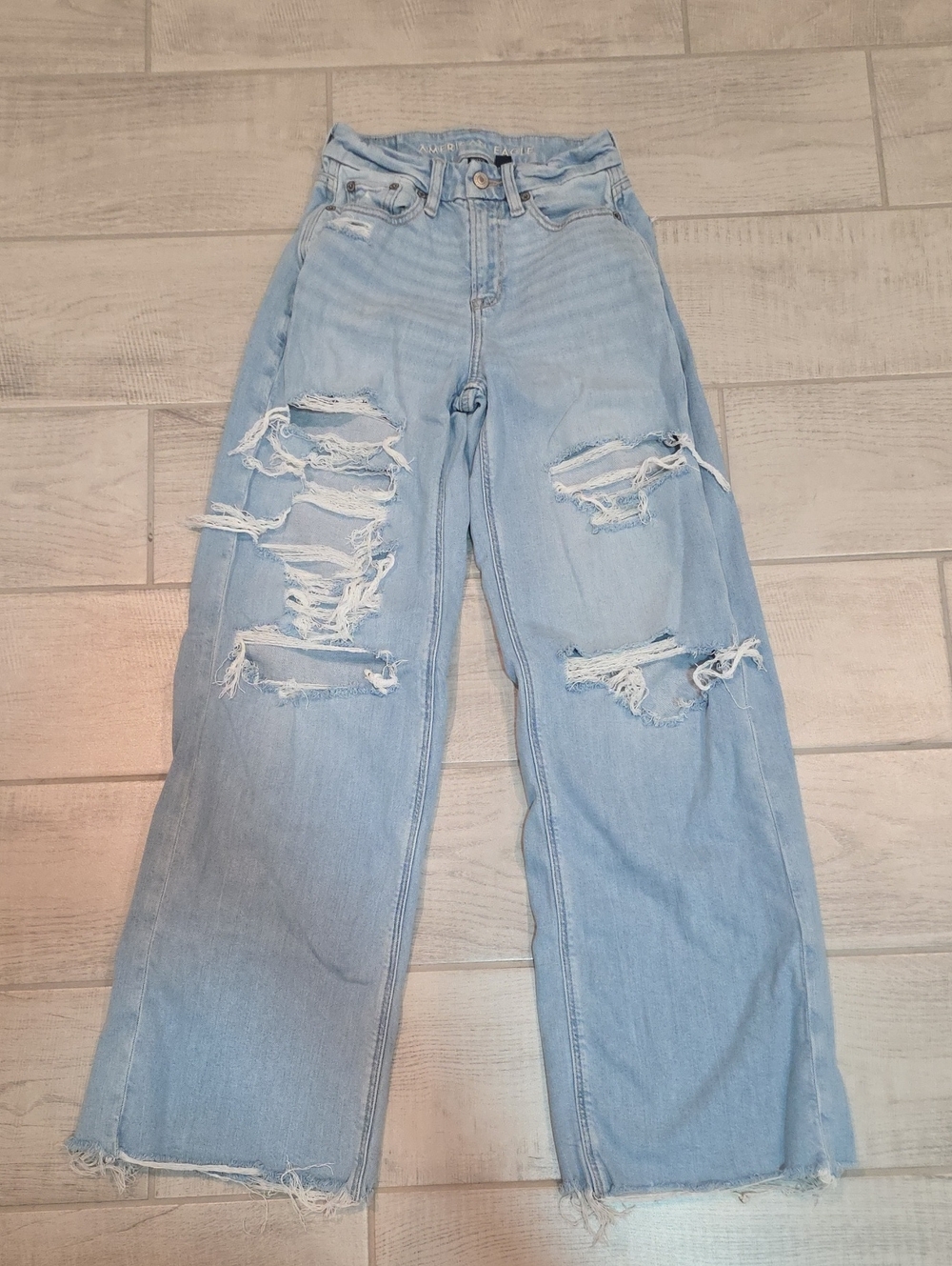 American Eagle Curvy Super High Rise Baggy Wide Leg Women's Size 000 Distressed